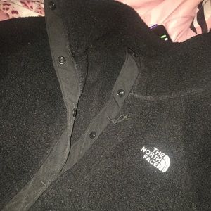 North face pullover